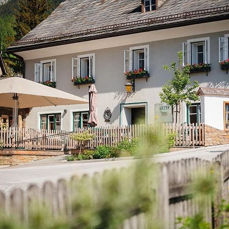 Mayer - Wirtshaus Und Dorfhotel Sankt Martin am Grimming Exterior photo